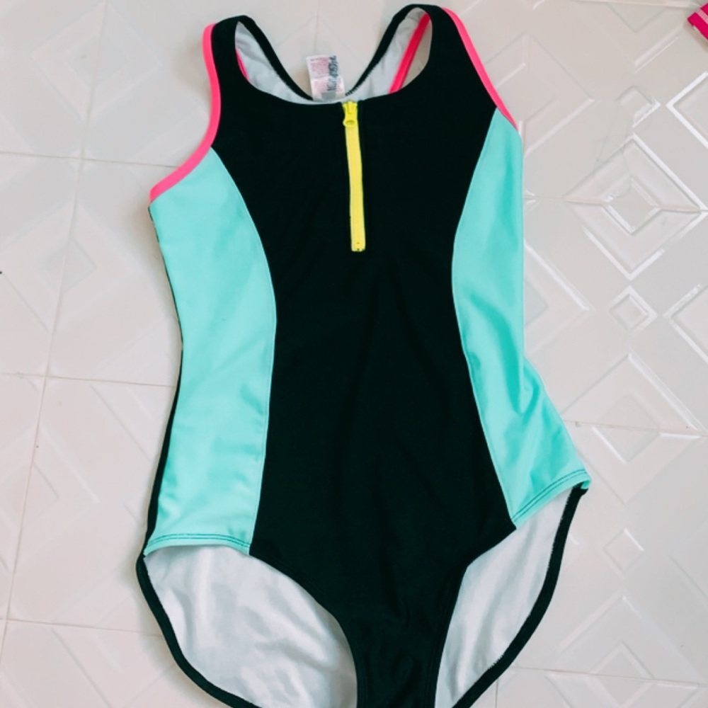 one piece suit